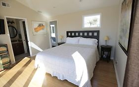 Laguna Beach Modern Home-Beach Across St/Town 1Blk